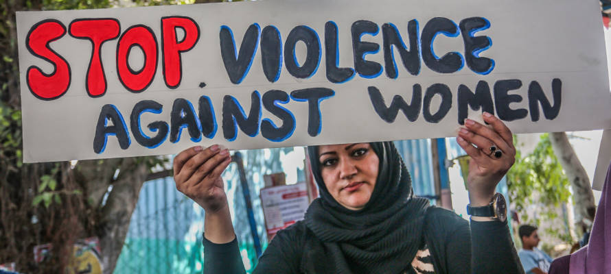 Palestinian women protest violence