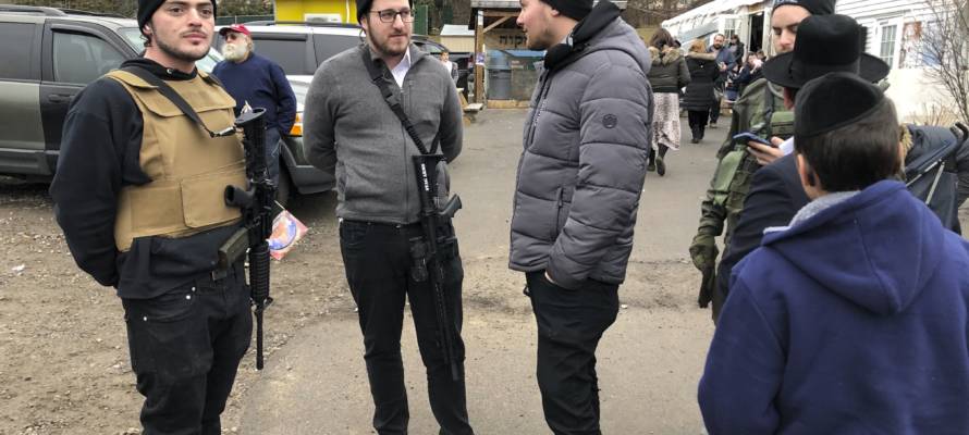 Armed members of the Jewish community