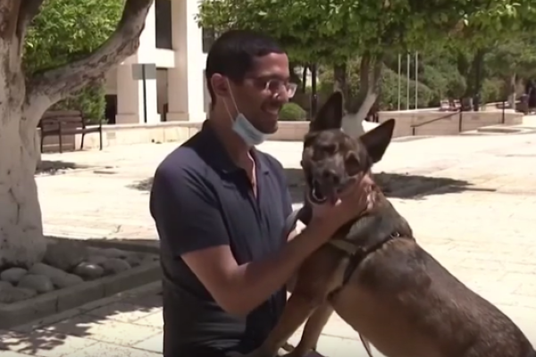 Guy Nizan reunites with his dog