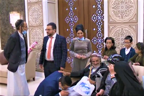 Jewish families from Yemen reunite