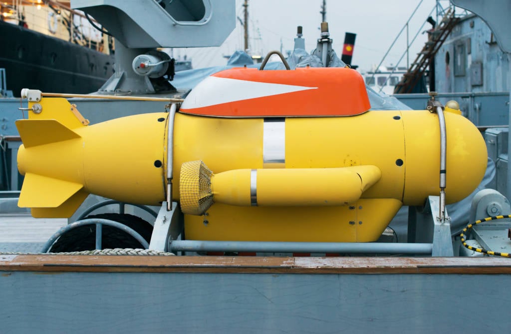 Unmanned submarine