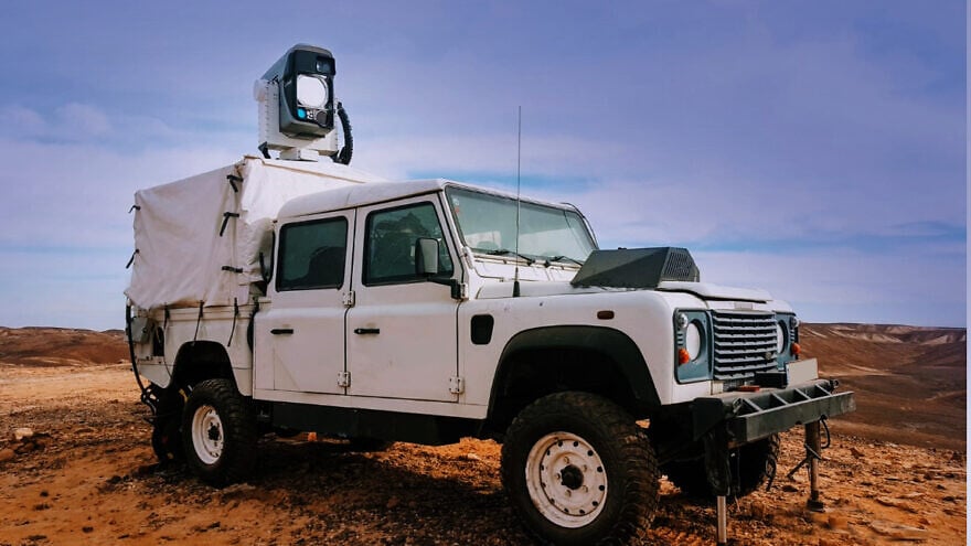 Drone-Dome-Laser-VEHICLE-880x495