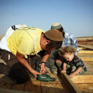 Jews build a home in Samaria