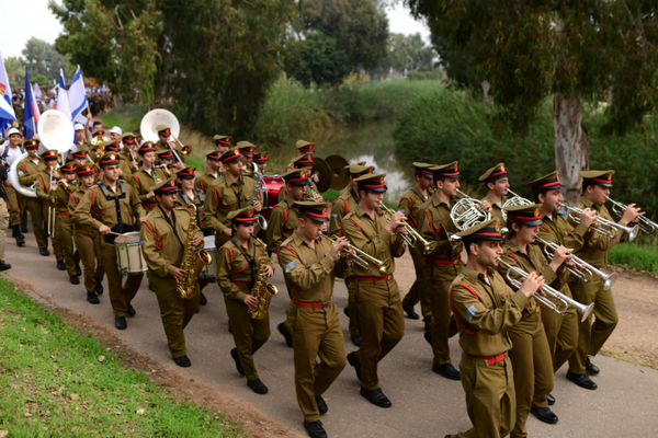 Israelis March in support of wounded IDF veterans