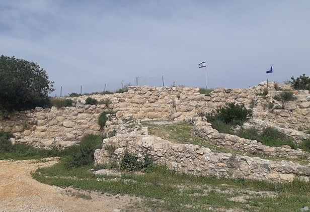 Tel Yarmut