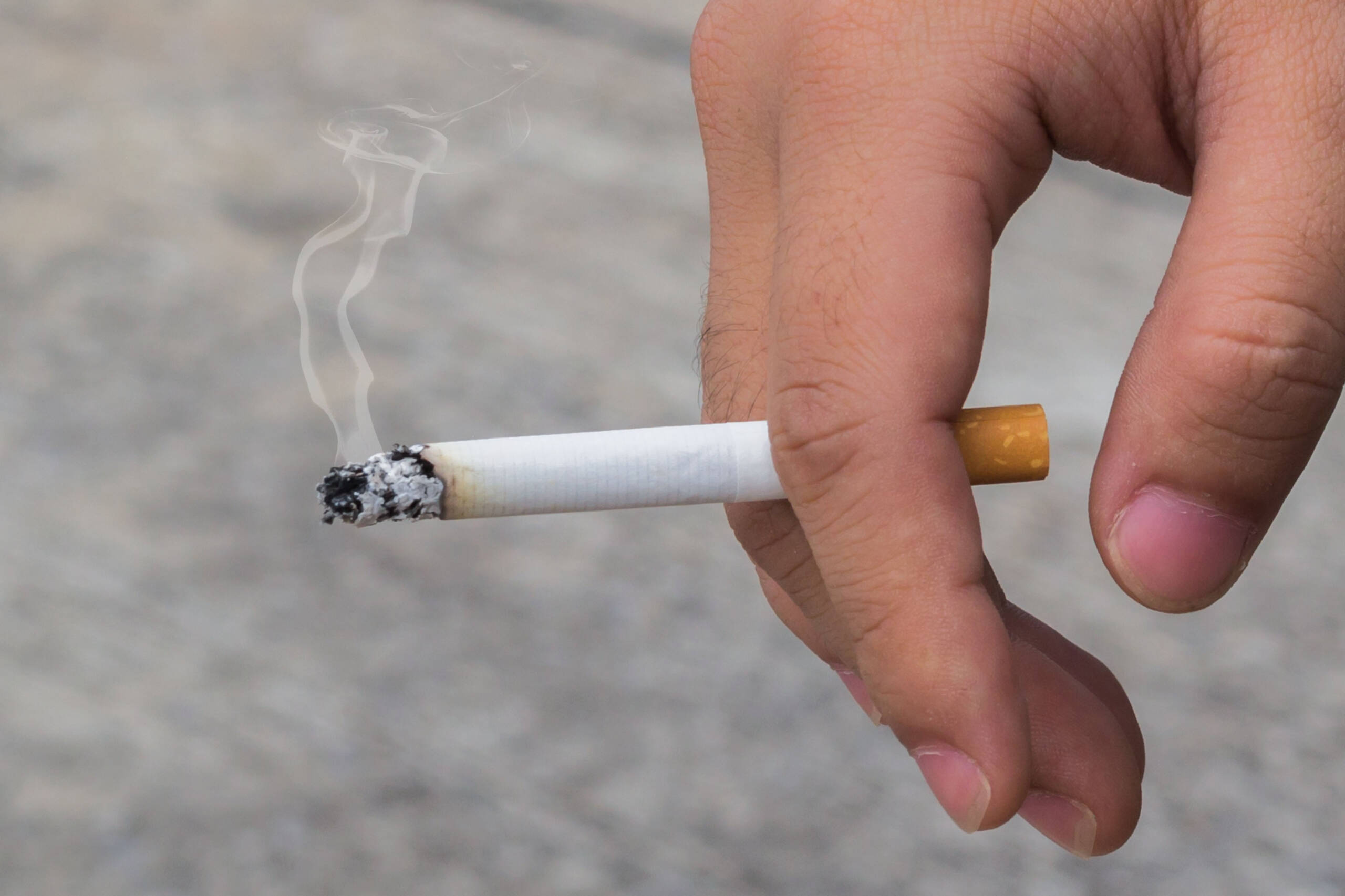 Thirdhand Smoking More Dangerous to Children Than Previously Realized, Israeli Researchers Warn - Vimarsana News