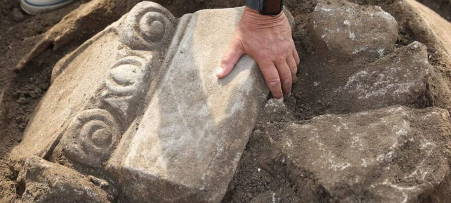 Remains unearthed of a synagogue that was part of the ancient Greek city of Phanagoria.