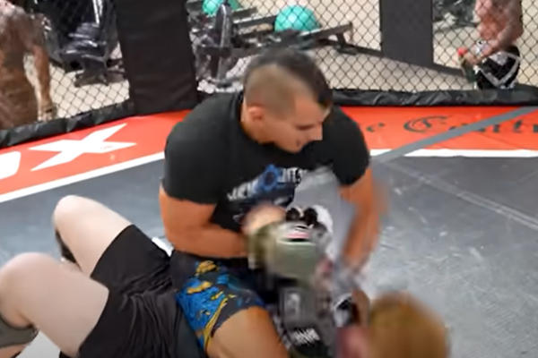 Natan Levy in a cage fight with an antisemite