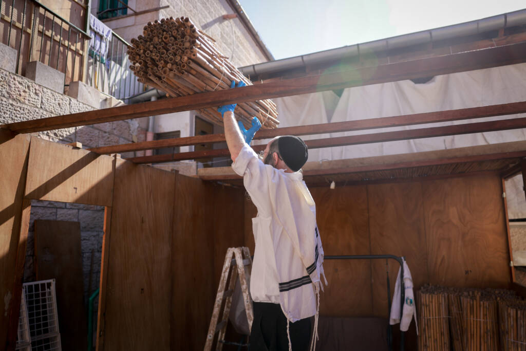 Building a Sukkah