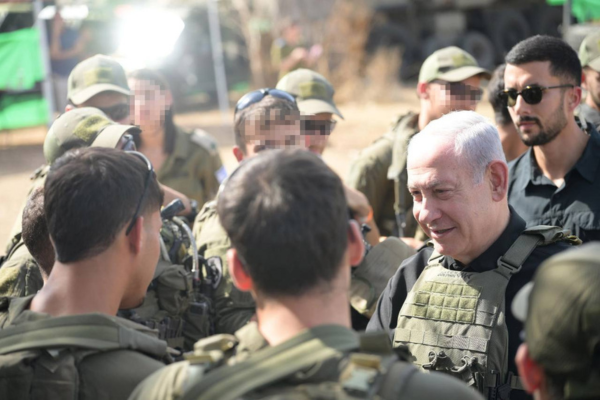 Prime Minister Benjamin Netanyahu visits IDF Commando Brigade