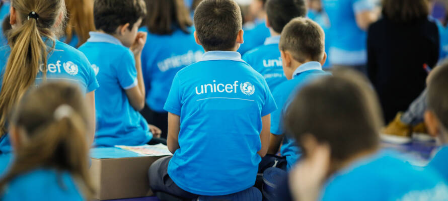 Children,Wearing,Unicef,