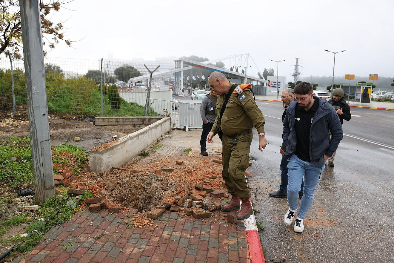 Hezbollah Rocket Attack Kills One, Injures Eight in Safed - Vimarsana News