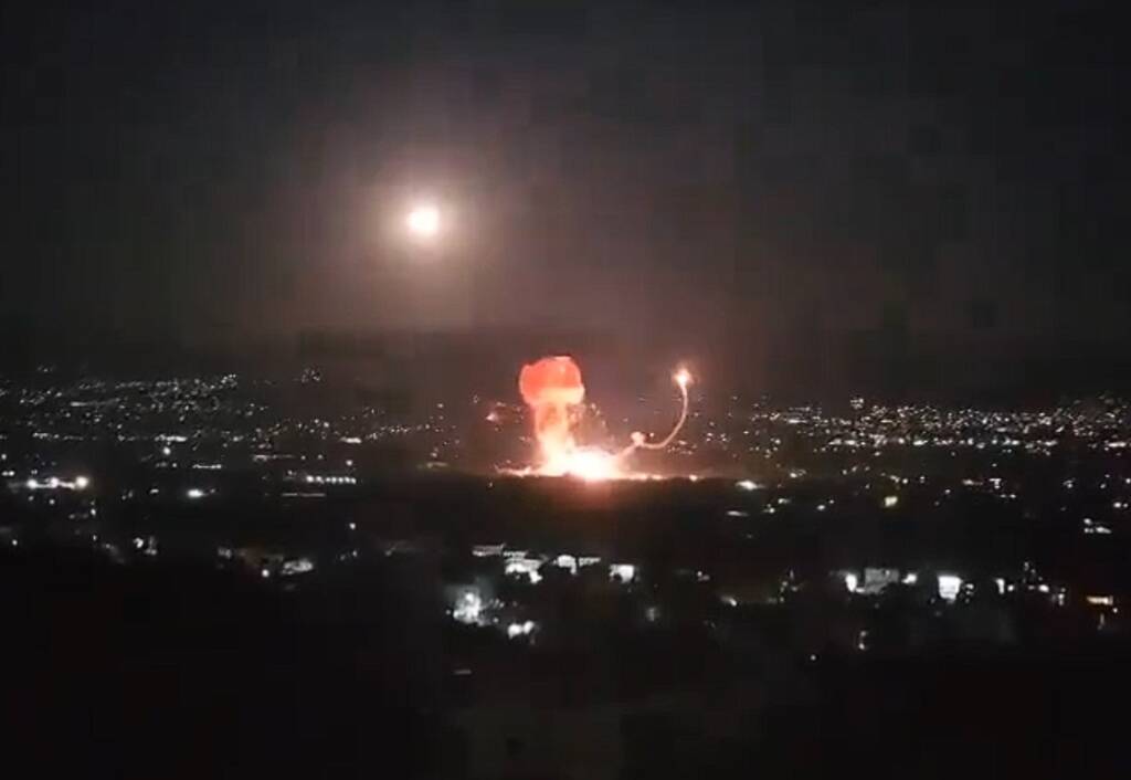 idf strike hezbollah weapons