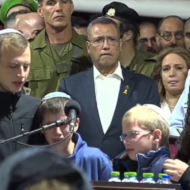 children of fallen soldier Rabbi Avraham Goldberg saying Kaddish (X screenshot)