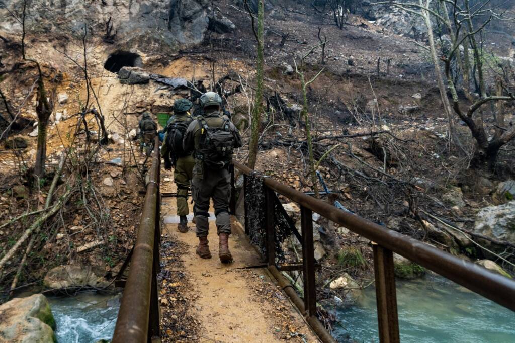 IDF forces at the Litani River in Lebanon