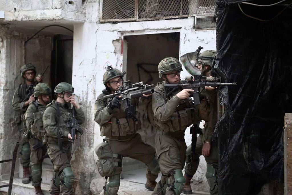 Israeli troops during counterterrorism activity in Tulkarem