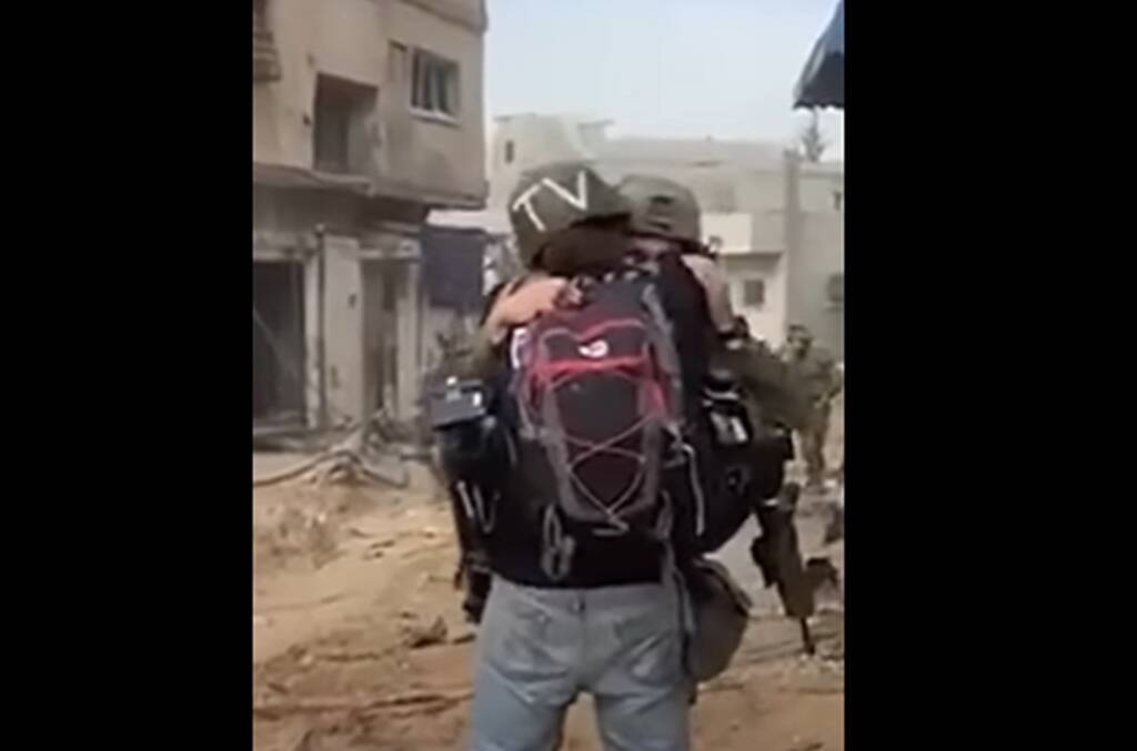 father son reunite in gaza