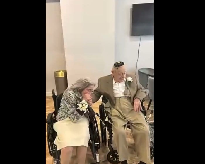 oldest newlyweds