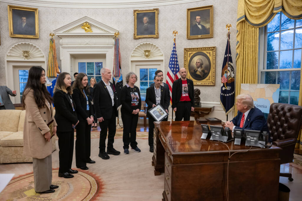trump hostages