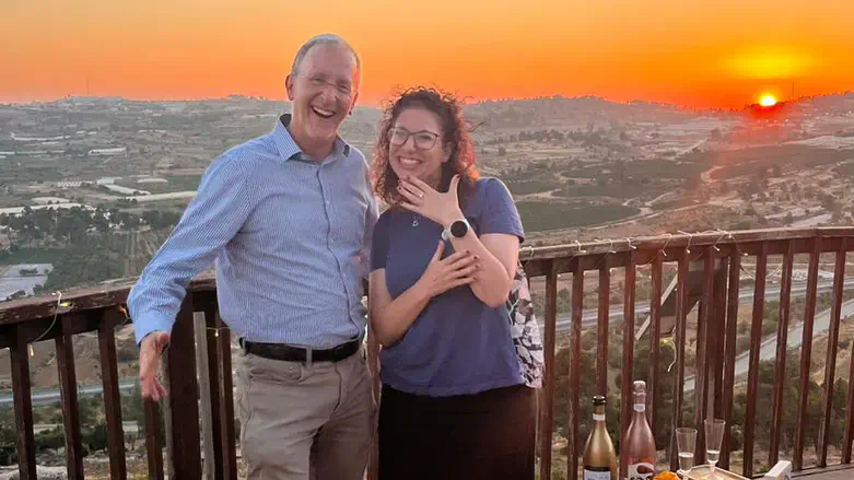 Leo Dee and Aliza Teplitzky