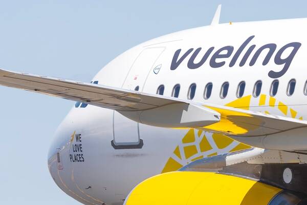 Vueling plane