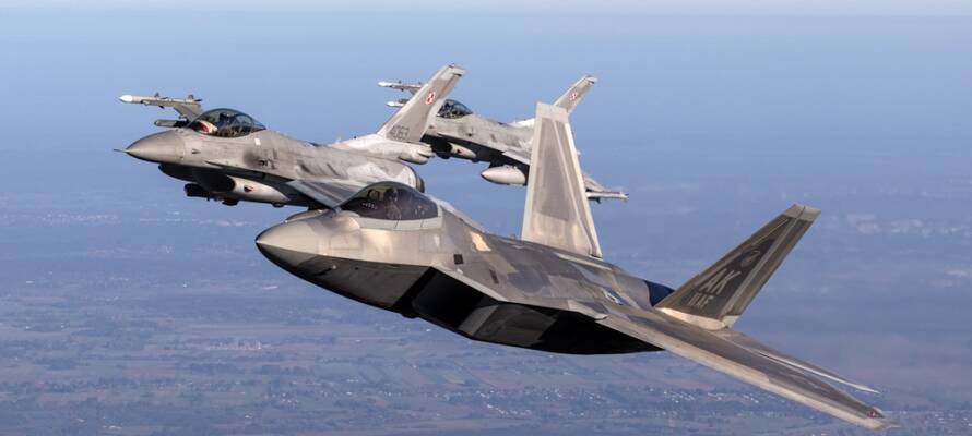 F-22