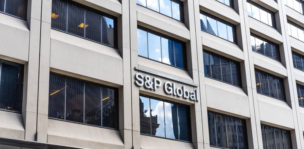 S&P