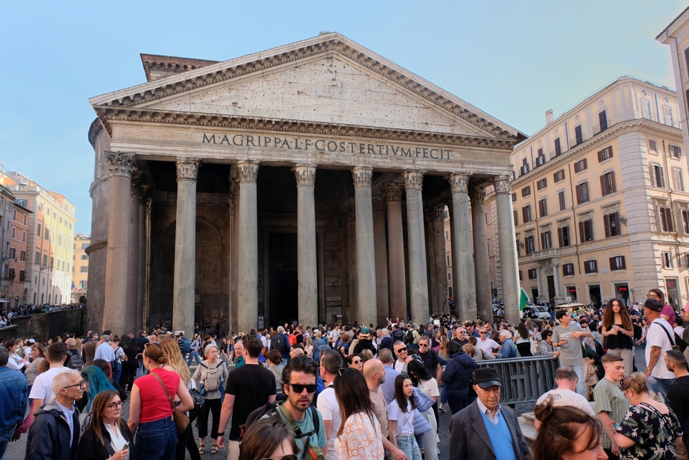 Tourists in Rome