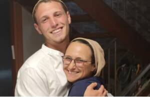 Jen Airley with her son Binyamin